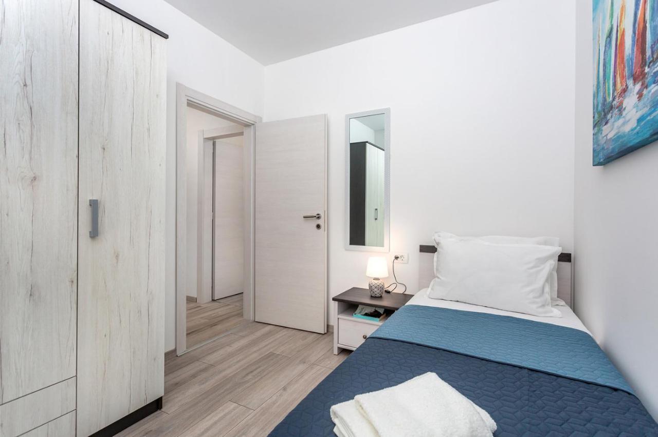 Kvarner Bay 4* - Apartments 1 & 3 Fiume Kültér fotó