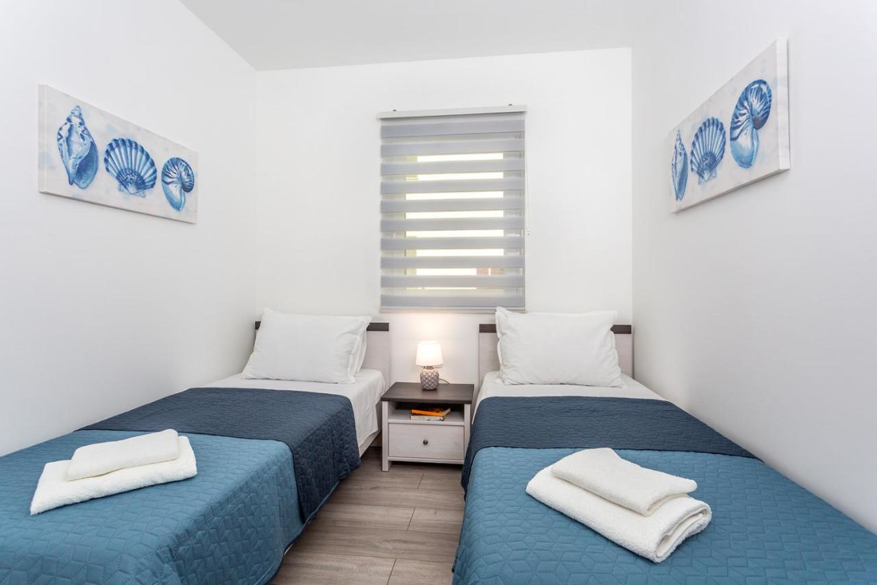 Kvarner Bay 4* - Apartments 1 & 3 Fiume Kültér fotó
